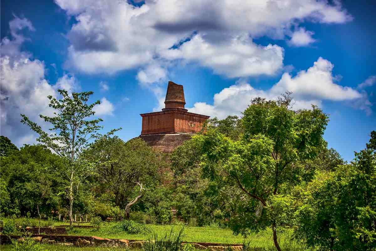 Temples in Anuradhapura