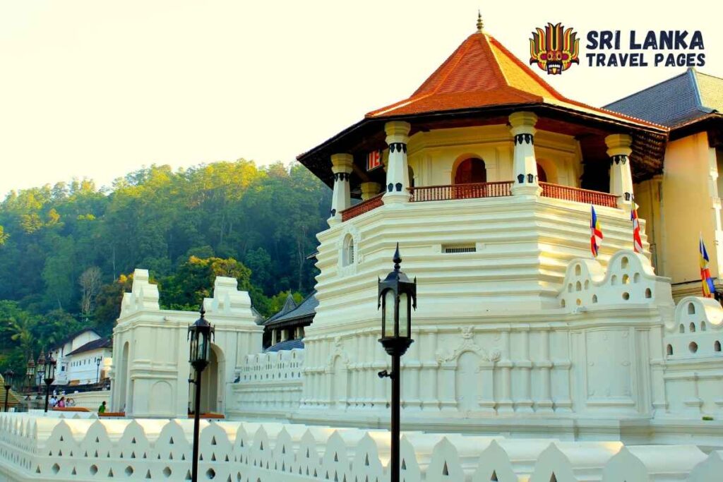 Meilleurs temples bouddhistes de Kandy et présentés dans Sri Dalada Maligawa